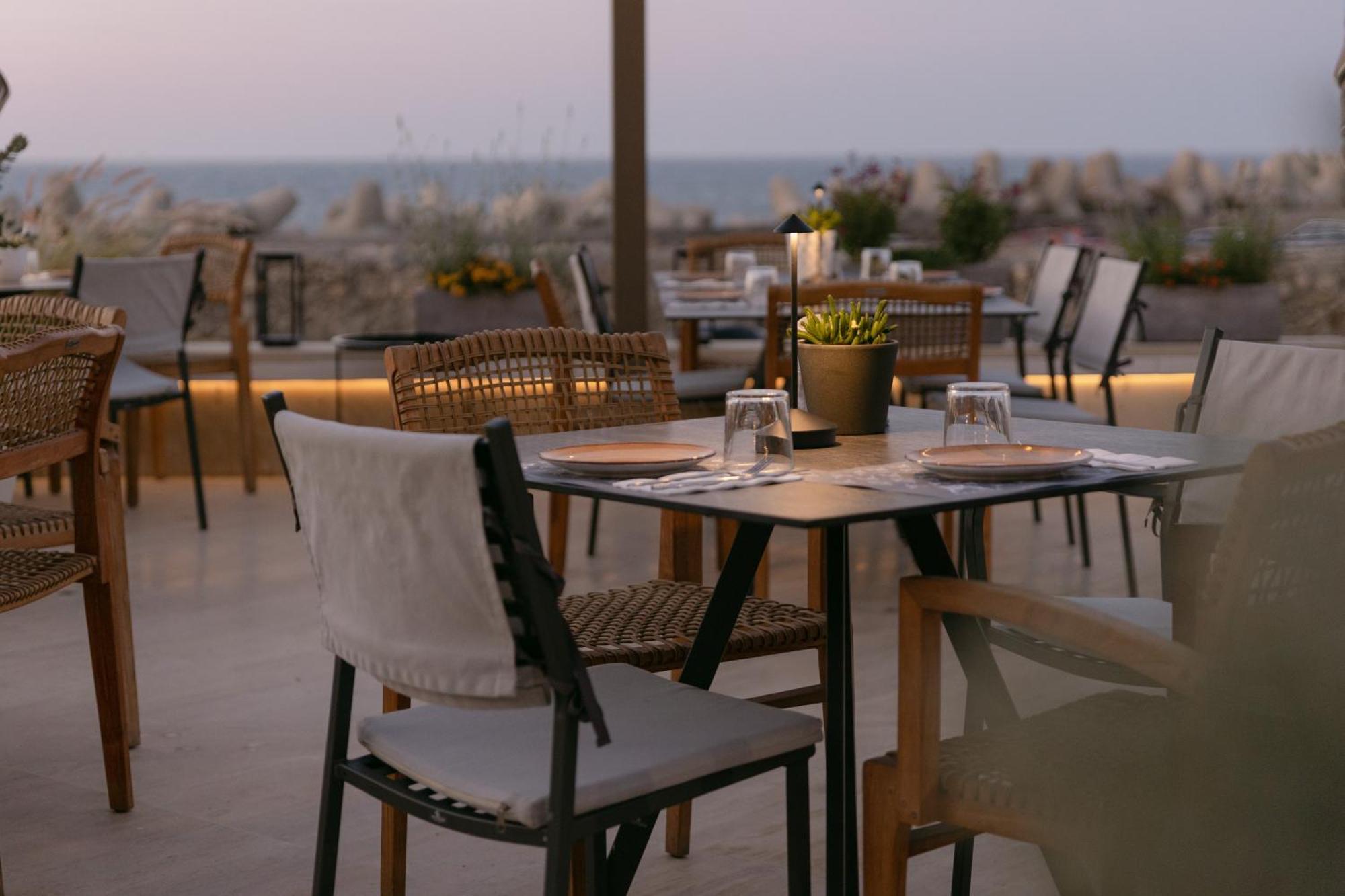 העיירה רתימנו Hotel Ideon מראה חיצוני תמונה